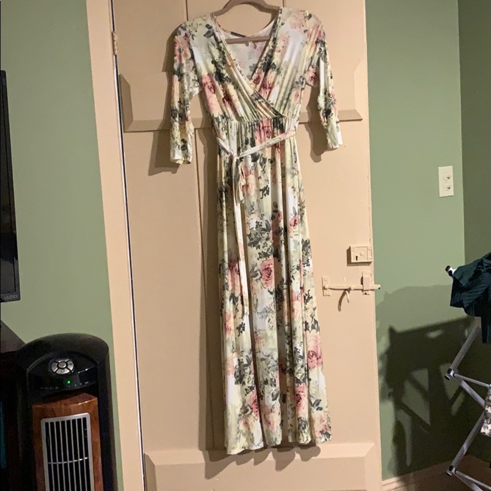 Pink blush maternity dress.